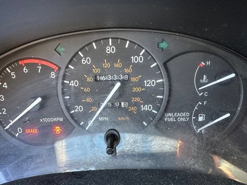 Used 1997 Toyota Celica ST FWD image 11