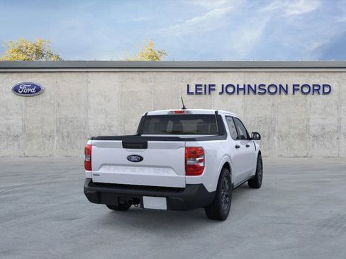New 2025 Ford Maverick XLT image 8