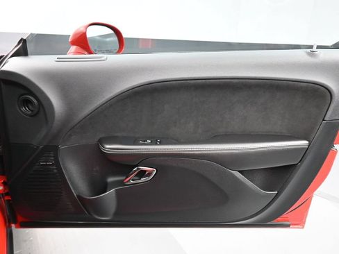 Used 2018 Dodge Challenger SRT Hellcat RWD image 36