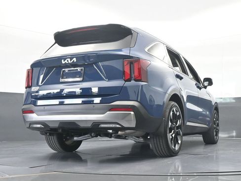Used 2025 Kia Sorento SX image 67
