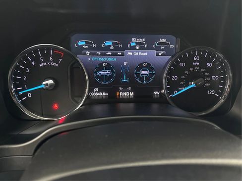 Used 2019 Ford Expedition Max Platinum image 22