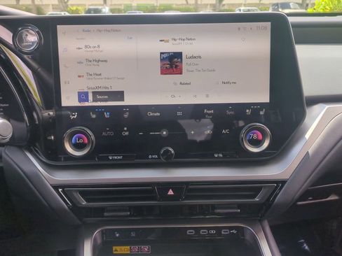 Used 2025 Lexus TX 350 AWD w/ Technology Package image 16