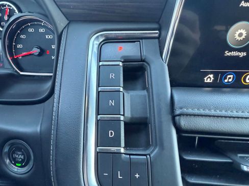 Certified 2021 Chevrolet Tahoe Z71 image 32