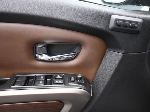 Used 2024 Nissan Titan Platinum Reserve w/ Moonroof Package image 22