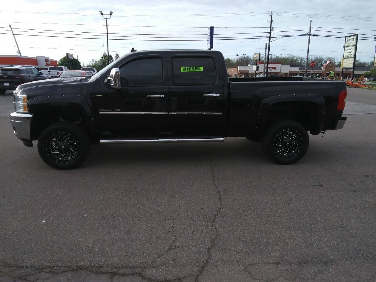 Used 2014 Chevrolet Silverado 2500 LT w/ Custom Sport Truck Package AWD/4WD image 26