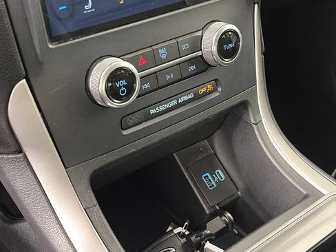 Used 2024 Ford Edge SEL AWD/4WD image 21