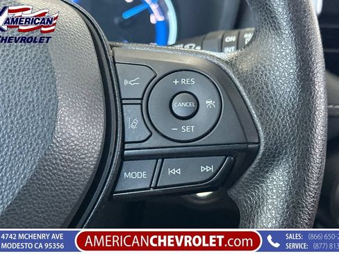 Used 2025 Toyota RAV4 XLE AWD/4WD image 33