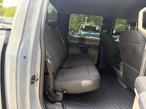 Used 2019 Ford F150 XL w/ Equipment Group 101A Mid AWD/4WD image 41
