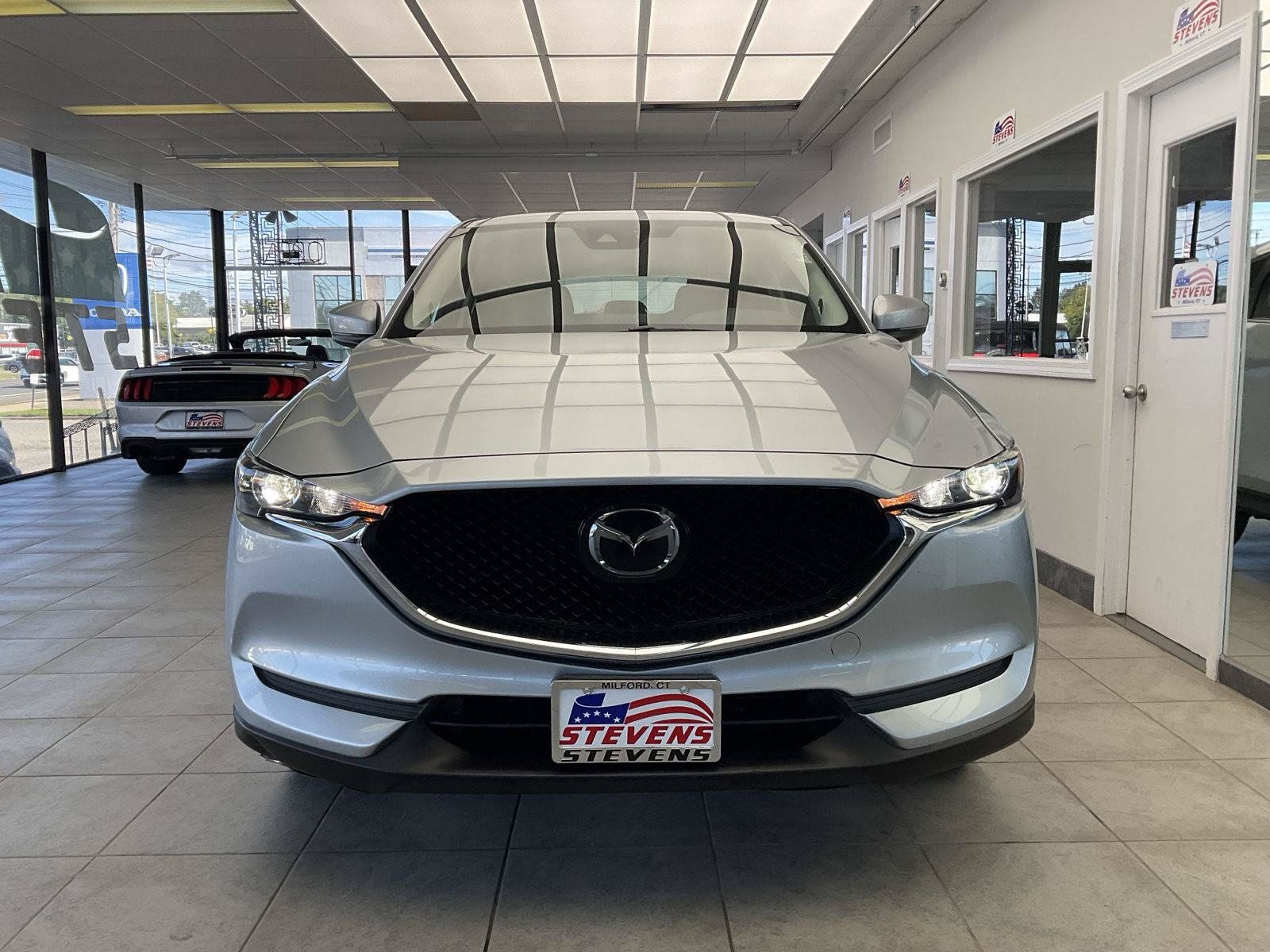 Used 2018 MAZDA CX-5 Touring w/ Preferred Equipment Package AWD/4WD image 2