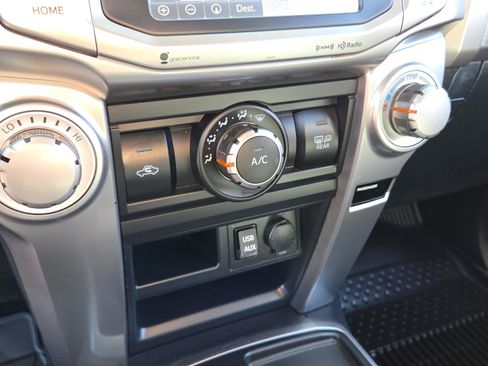 Used 2018 Toyota 4Runner SR5 image 20