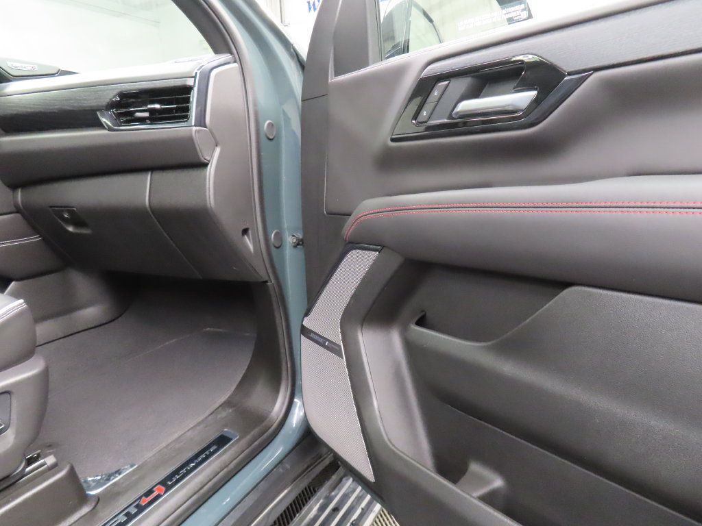 Used 2026 GMC Yukon XL AT4 Ultimate AWD/4WD image 34
