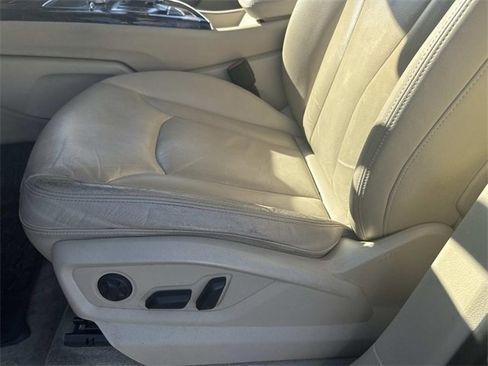 Used 2017 Audi Q7 3.0T Premium Plus w/ Premium Plus Package image 22