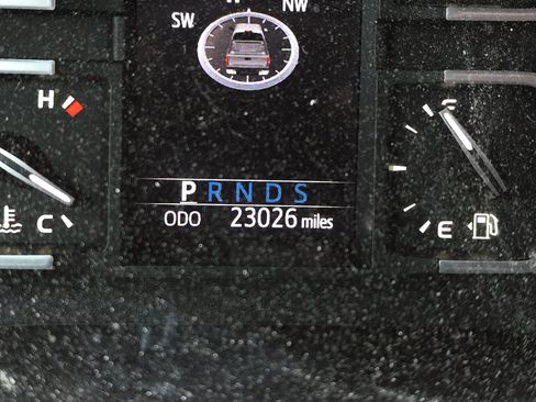 Used 2019 Toyota Tundra 1794 Edition AWD/4WD image 7
