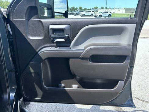 Certified 2017 Chevrolet Silverado 1500 W/T AWD/4WD image 15