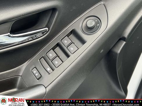 Certified 2022 Chevrolet Trax LS w/ Tint and Cruise Package image 16