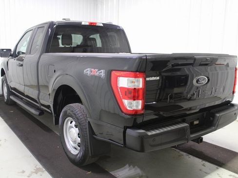 Used 2023 Ford F150 XL w/ Trailer Tow Package image 4