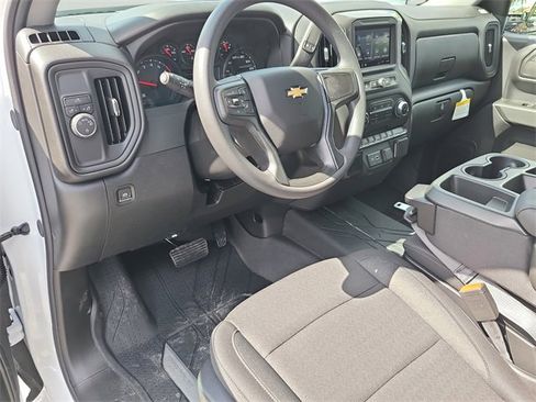 New 2026 Chevrolet Silverado 1500 Custom image 18