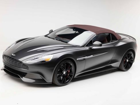 Used 2014 Aston Martin Vanquish Volante RWD image 17