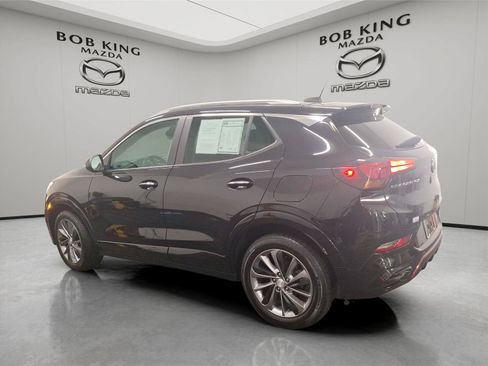 Used 2020 Buick Encore GX Select w/ Sport Touring Package FWD image 3