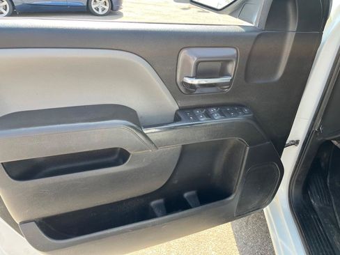 Used 2019 Chevrolet Silverado 1500 W/T w/ WT Convenience Package AWD/4WD image 17
