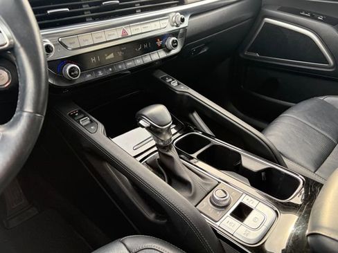 Certified 2022 Kia Telluride EX w/ EX Premium Package image 16