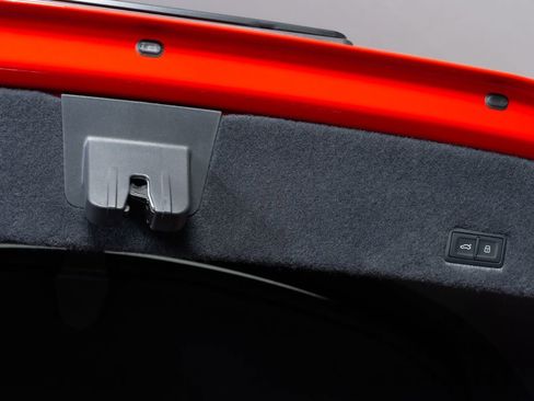 Used 2024 Lamborghini Urus Performante image 16