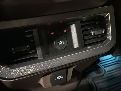 Used 2025 Ford F350 King Ranch AWD/4WD image 20
