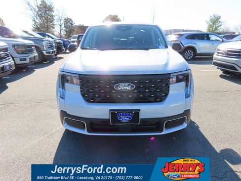 New 2026 Ford Maverick Lariat image 2