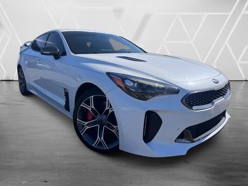 Used 2020 Kia Stinger GT RWD image 2
