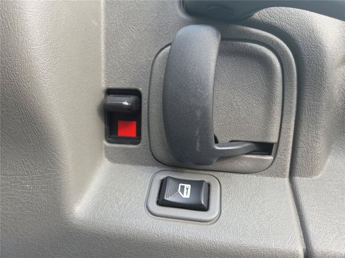 Used 2024 GMC Savana 2500 w/ Driver Convenience Package RWD image 24