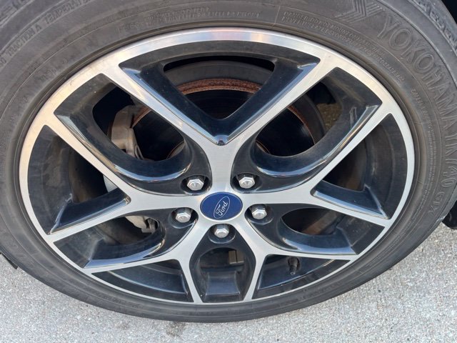 Used 2018 Ford Focus SEL FWD image 3