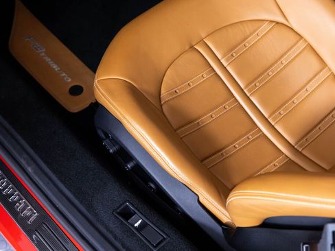 Certified 2021 Ferrari F8 Tributo RWD image 39