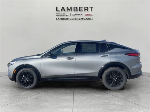 New 2026 Buick Envista Sport Touring image 2