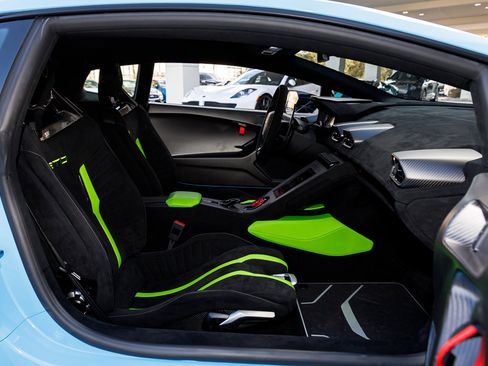 Used 2023 Lamborghini Huracan STO image 40