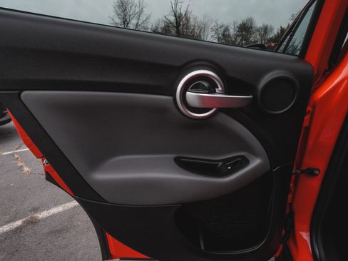 Used 2016 FIAT 500X Easy image 12