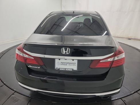 Used 2016 Honda Accord EX-L image 8
