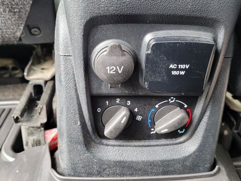 Used 2021 Ford Transit Connect XL FWD image 15
