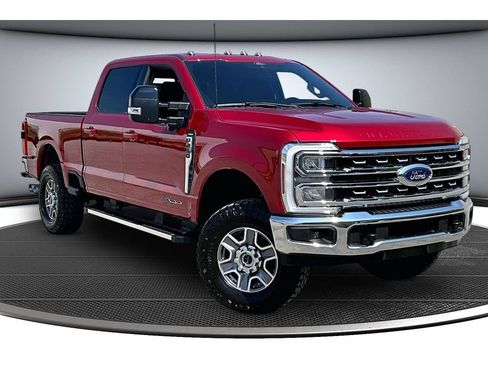 Used 2024 Ford F250 Lariat w/ FX4 Off-Road Package AWD/4WD image 2