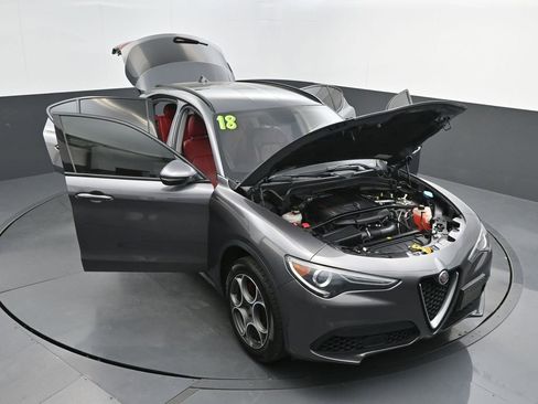 Used 2018 Alfa Romeo Stelvio Sport w/ Quick Order Package 22J Sport image 47