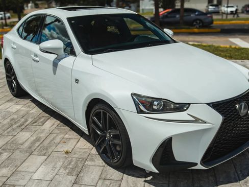 Used 2017 Lexus IS 200t F Sport RWD image 5