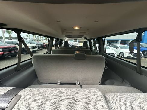 Used 2025 Chevrolet Express 3500 LT w/ LT Preferred Equipment Group RWD image 23