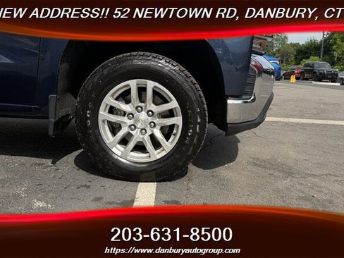 Used 2021 Chevrolet Silverado 1500 LT AWD/4WD image 11