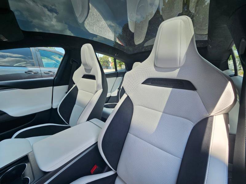 Used 2025 Tesla Model S Plaid AWD/4WD image 38