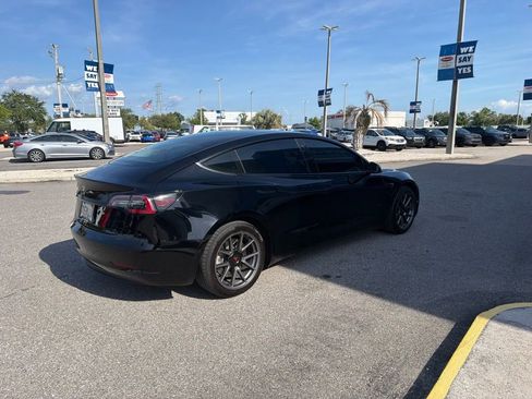 Used 2022 Tesla Model 3 RWD image 5
