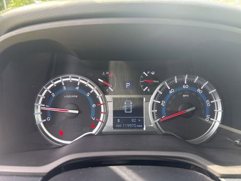 Used 2019 Toyota 4Runner TRD Off-Road w/ Wilderness Package AWD/4WD image 14