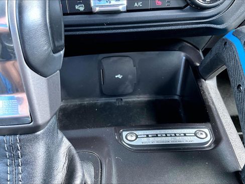 Used 2024 Ford Bronco Black Diamond AWD/4WD image 32