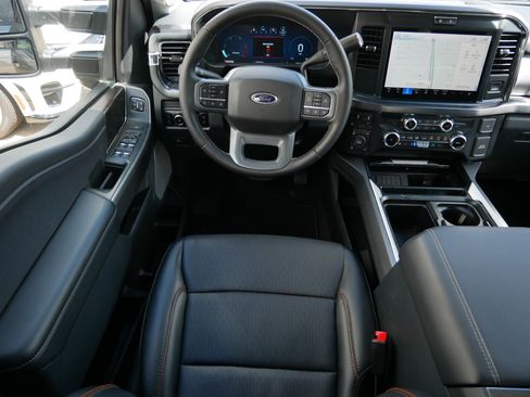 Used 2025 Ford F350 Lariat w/ FX4 Off-Road Package image 10