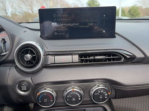 Used 2025 MAZDA MX-5 Miata RF Grand Touring image 6