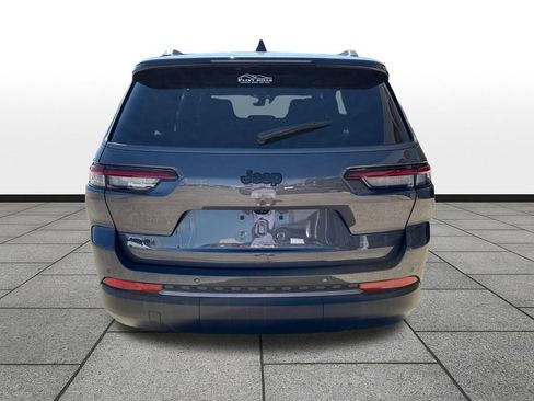 New 2026 Jeep Grand Cherokee L 4WD image 4