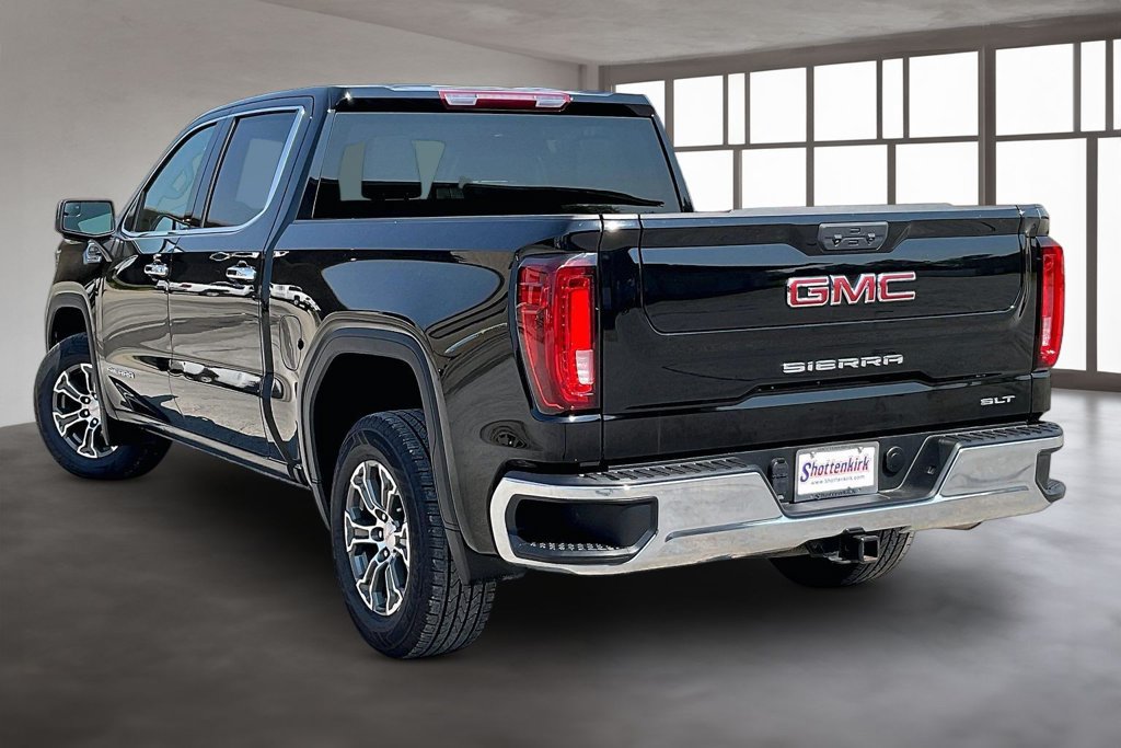 Used 2025 GMC Sierra 1500 SLT RWD image 4